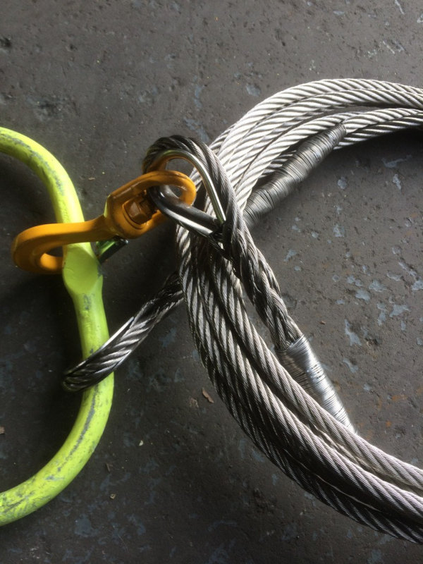 Hand spliced wire ropes